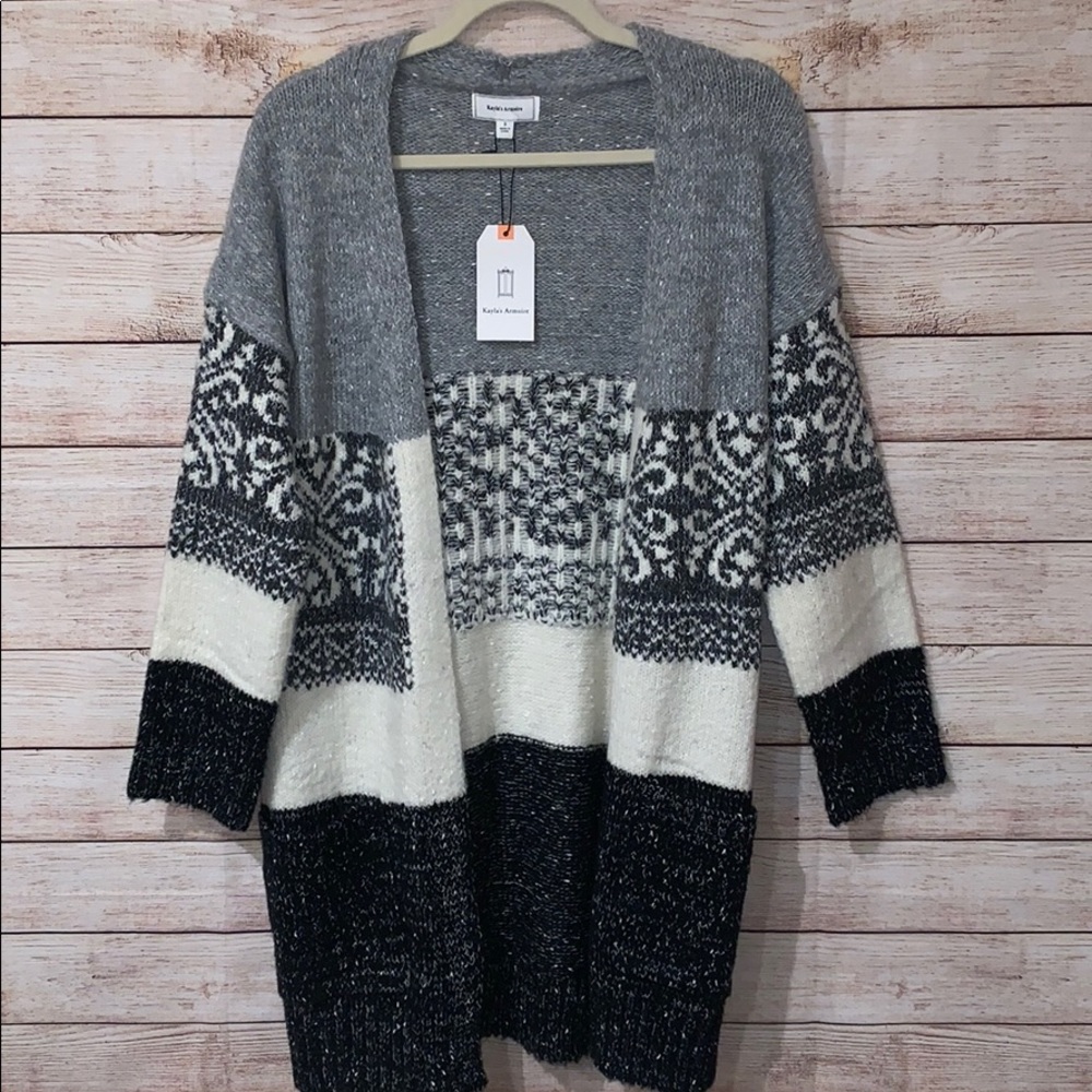 Kayla’s Armoire cardigan 🖤